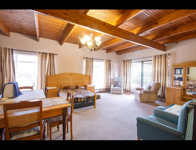 5 BEDROOM HOUSE FOR SALE IN HEIDELBERG CENTRAL